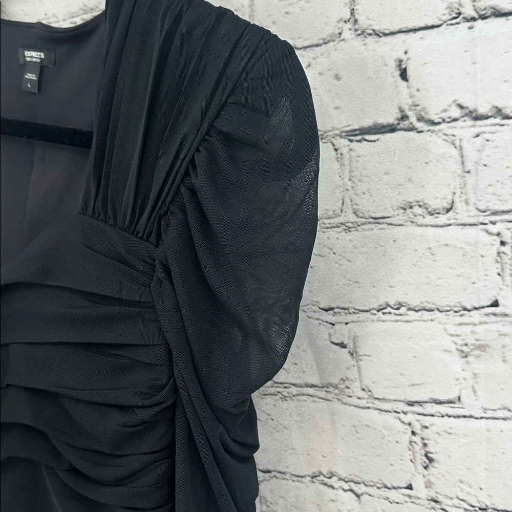 EXPRESS Body Contour Black Mesh Crop Sweetheart Neckline Top -- Size Large EUC!